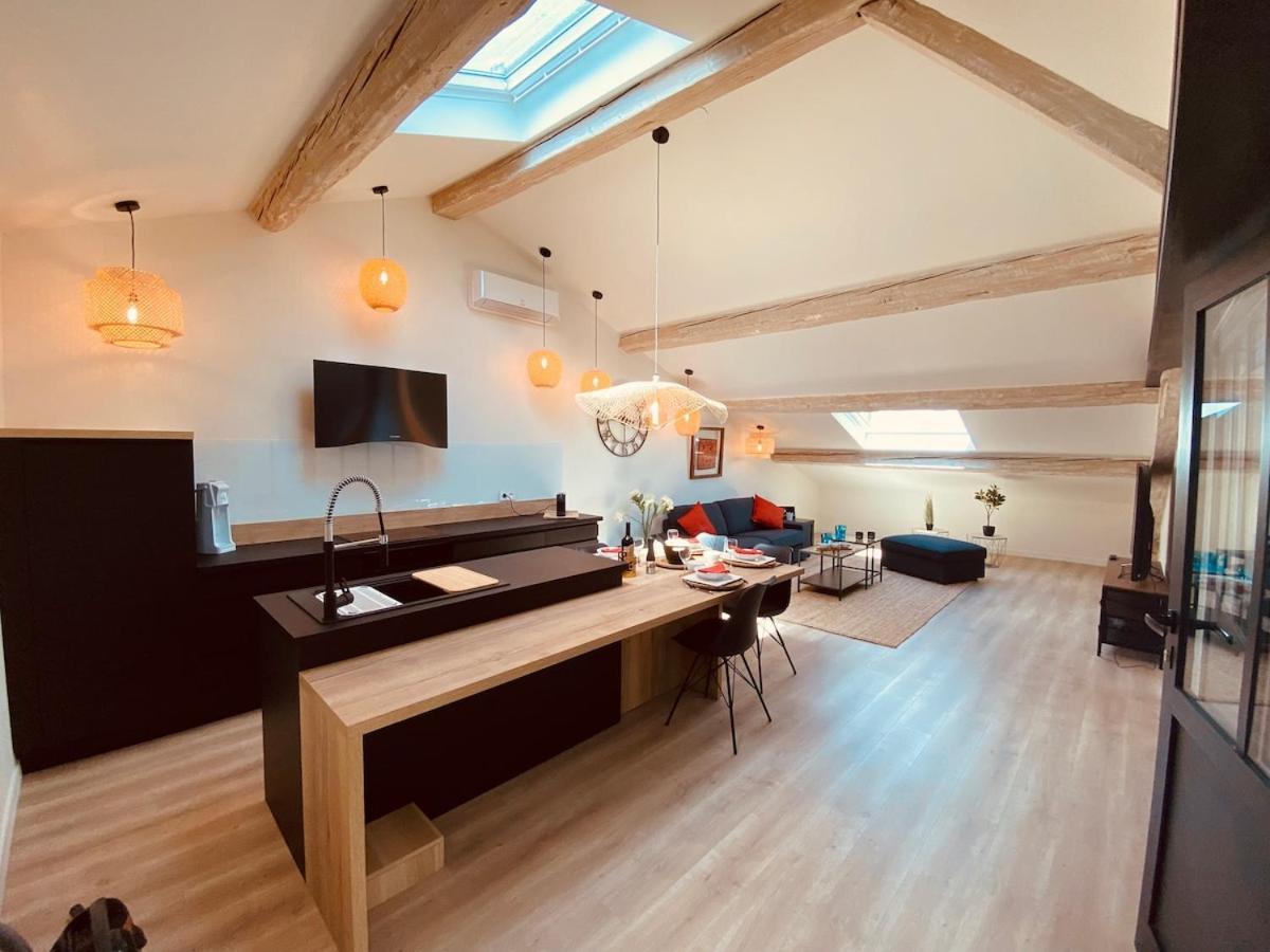 Appartement Chic Spacious 2br Few Steps From The Center